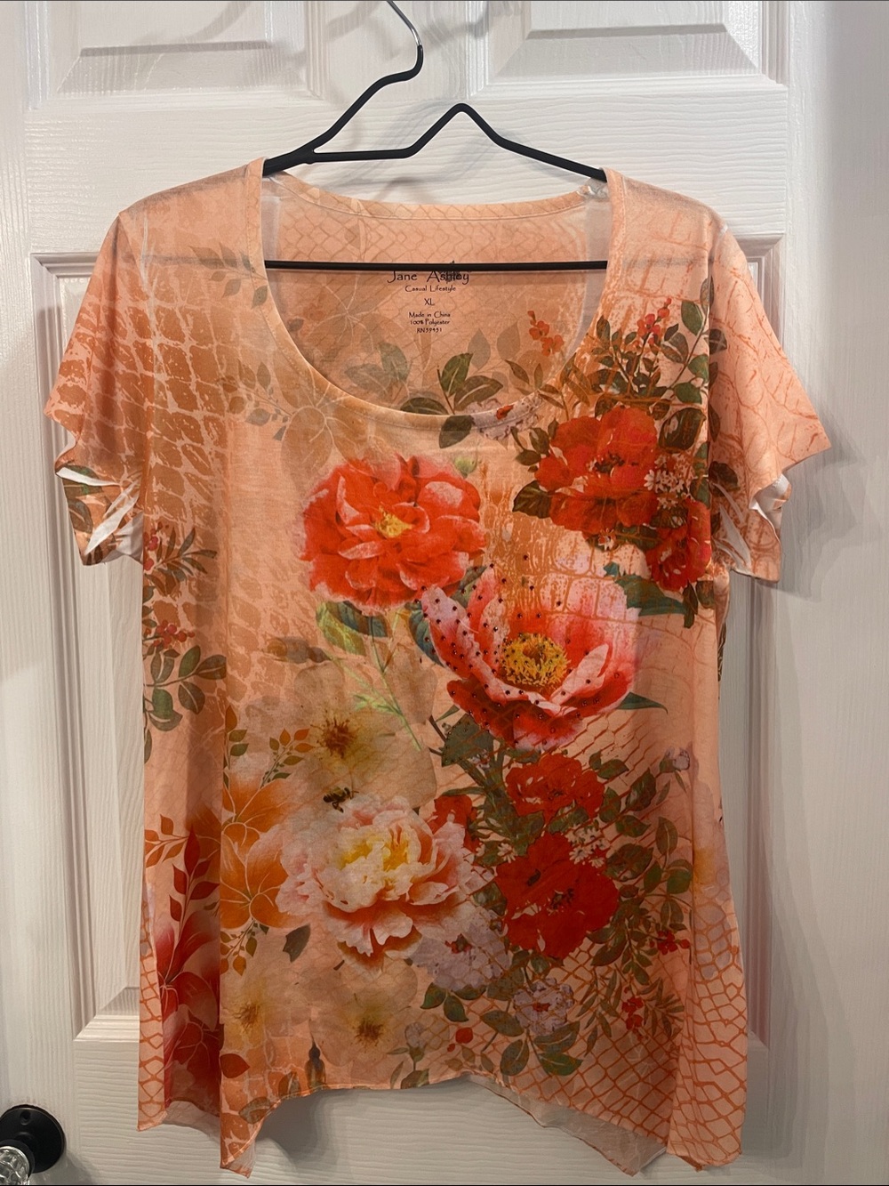 Jane Ashley Peach & Red Floral Short Sleeve Scoop Neck Tee